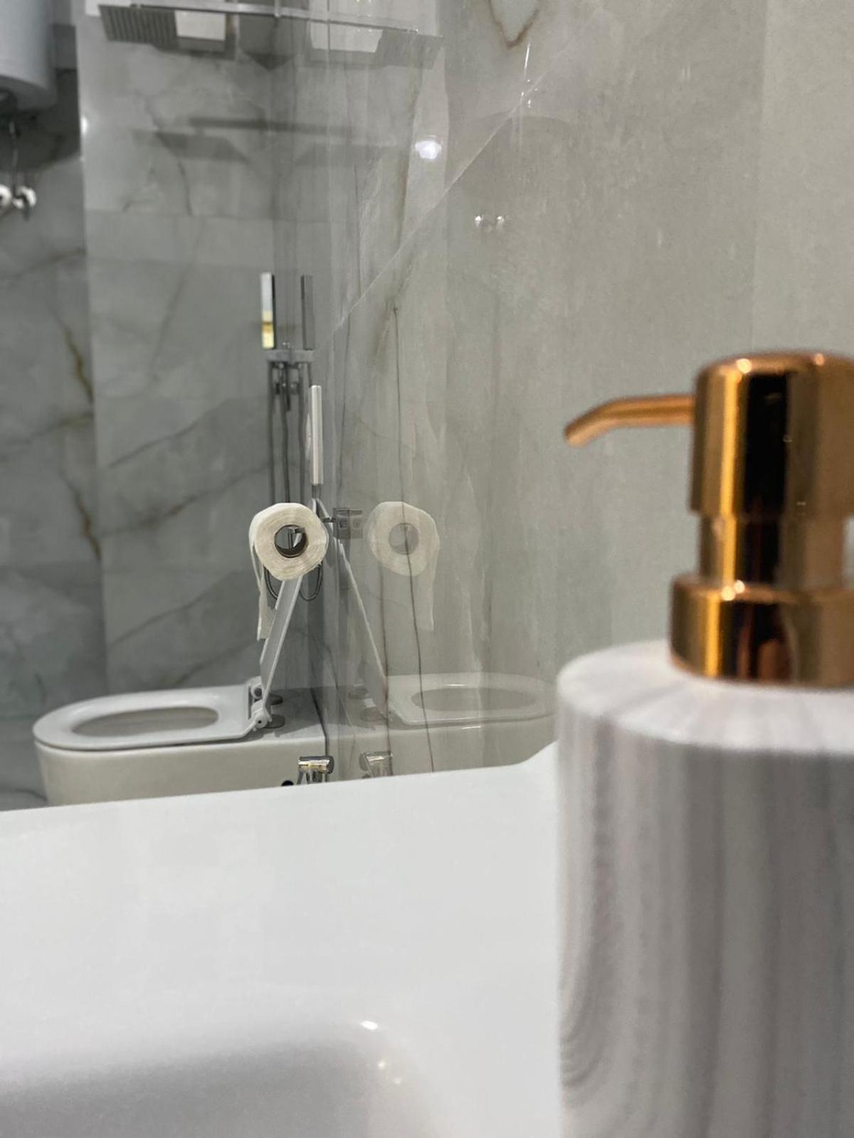 Nicole Apartments Rental Durres Ngoại thất bức ảnh